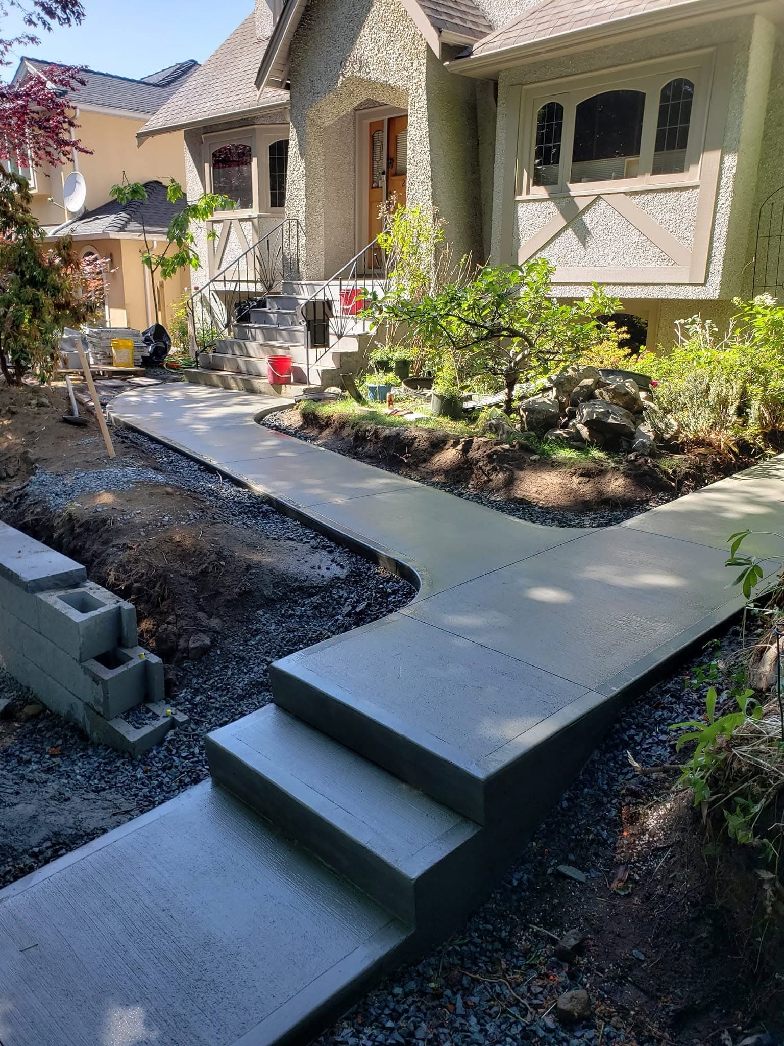 Concrete Stairs & Walkway — West Vancouver, BC